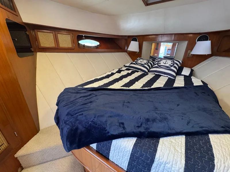 Slide: The Image of Prima 52 Cockpit Motor Yacht 1989 - 76