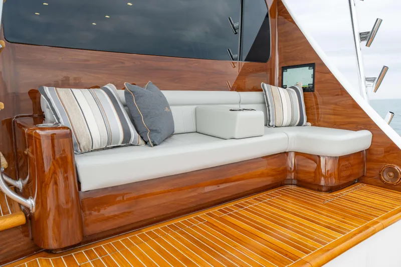 Slide: The Image of Viking 82 Convertible MEzzanine Couch - 14