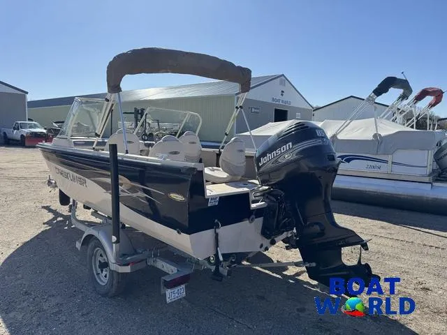 Slide: The Image of Crestliner Super Hawk 1700 2002 - 51