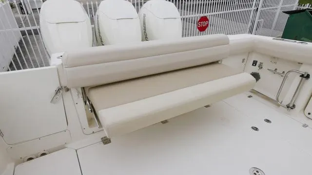 Slide: The Image of Boston Whaler 380 Outrage 2018 - 17