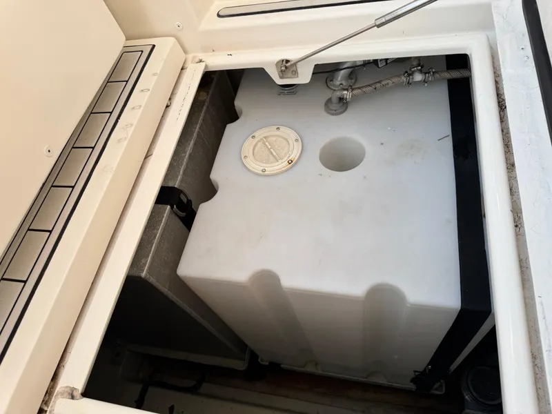 Slide: The Image of Aquila 36 Sport 2019 - 56