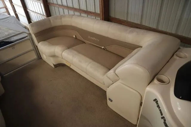 Slide: The Image of Godfrey Aqua Patio 220 re 2005 - 9