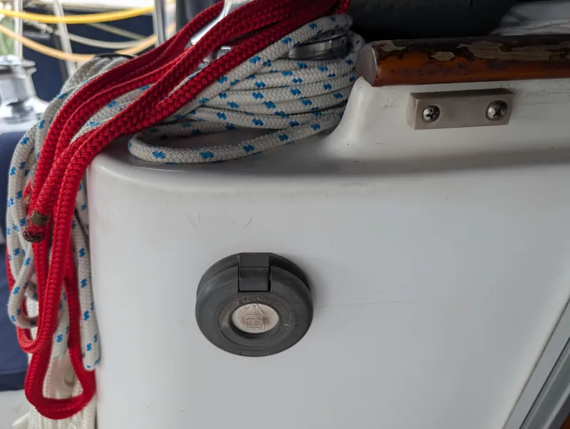 Slide: The Image of Ropes and fittings on a 2003 Beneteau Oceanis 473 sailboat deck. - 37