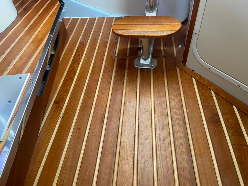 Slide: The Image of Pursuit 335 Offshore 2007 - 52