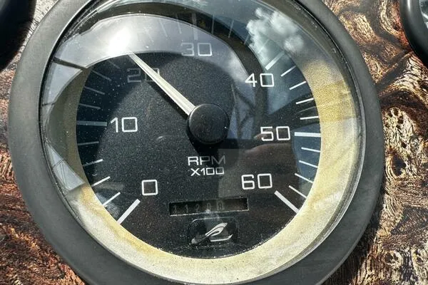 Slide: The Image of Tachometer of 1996 Sea Ray 400 Express Cruiser showing RPM x100. - 26