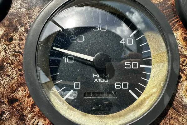 Slide: The Image of Tachometer of 1996 Sea Ray 400 Express Cruiser showing RPM readings. - 27
