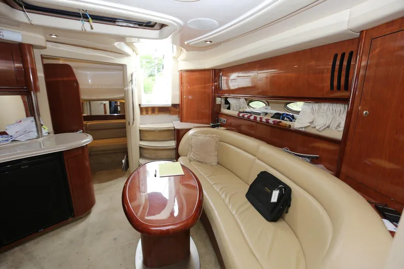 Slide: The Image of Sea Ray 420 Sundancer 2003 - 79