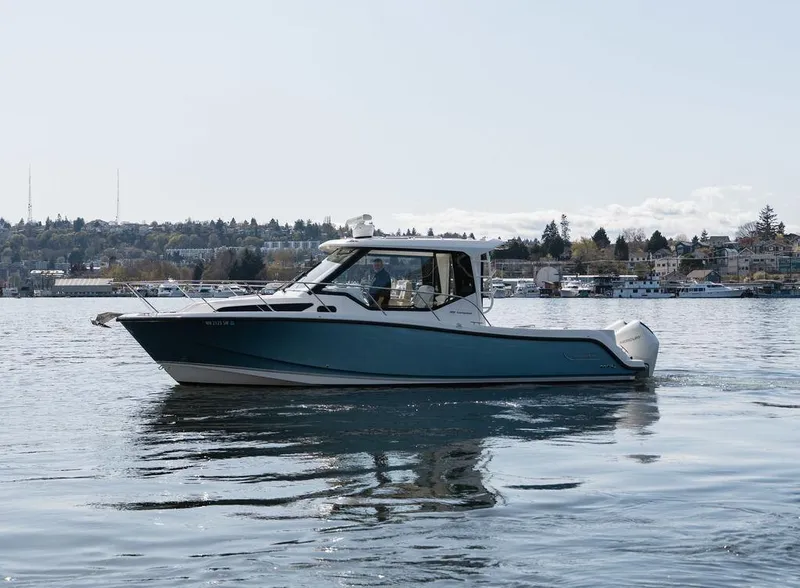 The Image of Boston Whaler 325 CONQUEST PH 2020 - 1