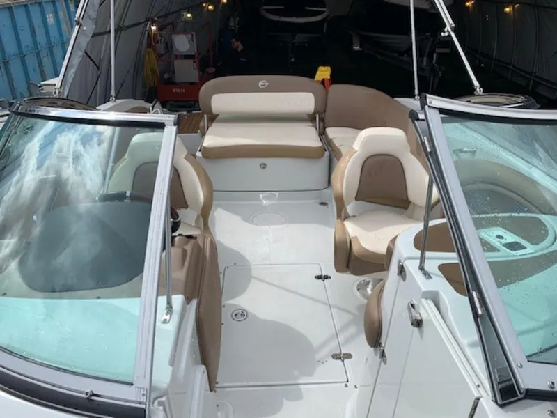 Slide: The Image of Crownline Boats 235 SS 2020 - 9