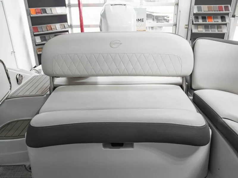 Slide: The Image of Crownline Boats 280XSS 2021 - 20