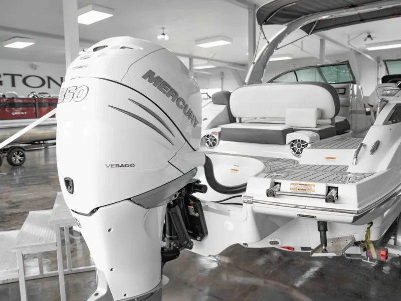 Slide: The Image of Crownline Boats 280XSS 2021 - 25
