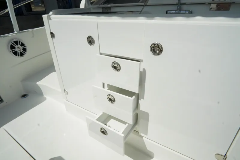 Slide: The Image of Jeanneau Leader 10.5 WA 2021 - 59