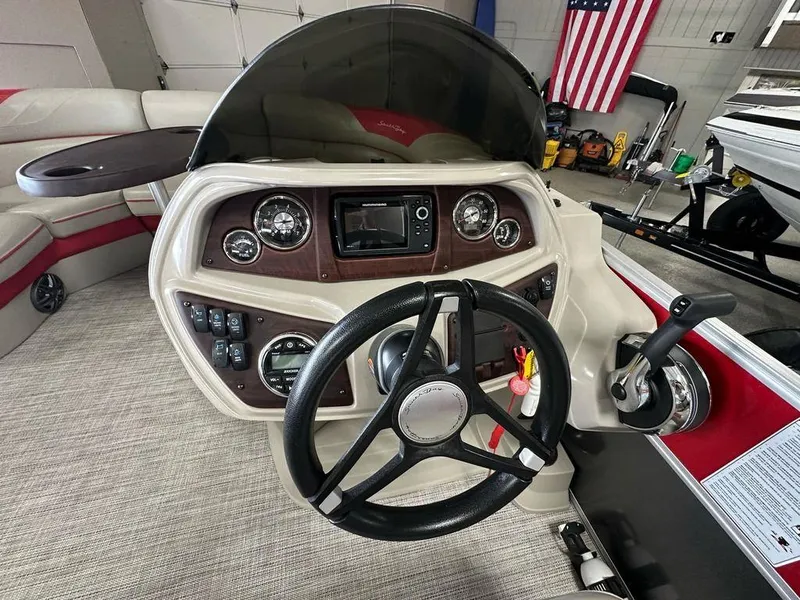 Slide: The Image of South Bay 222RS LE 2.75 2022 - 10