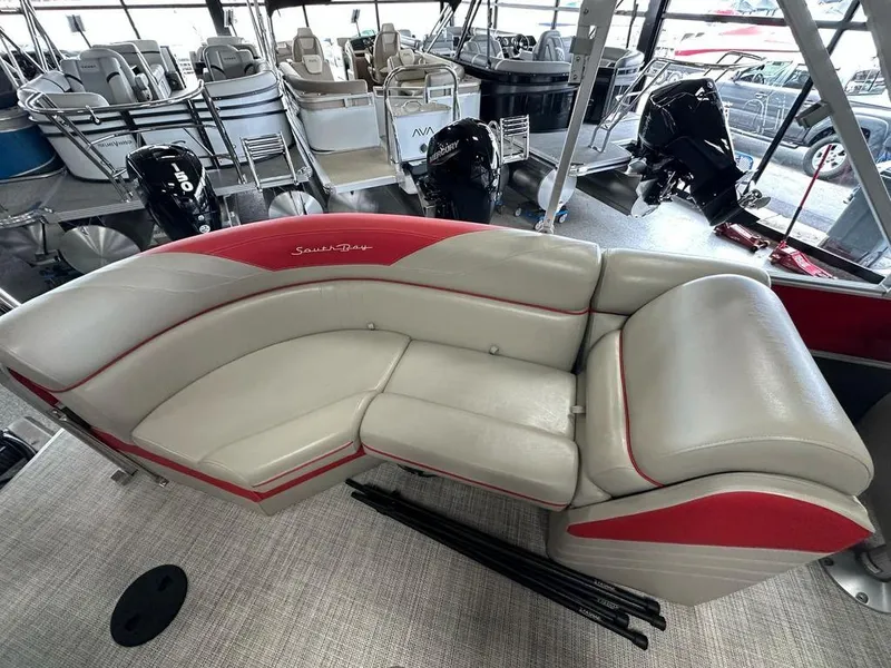 Slide: The Image of South Bay 222RS LE 2.75 2022 - 13