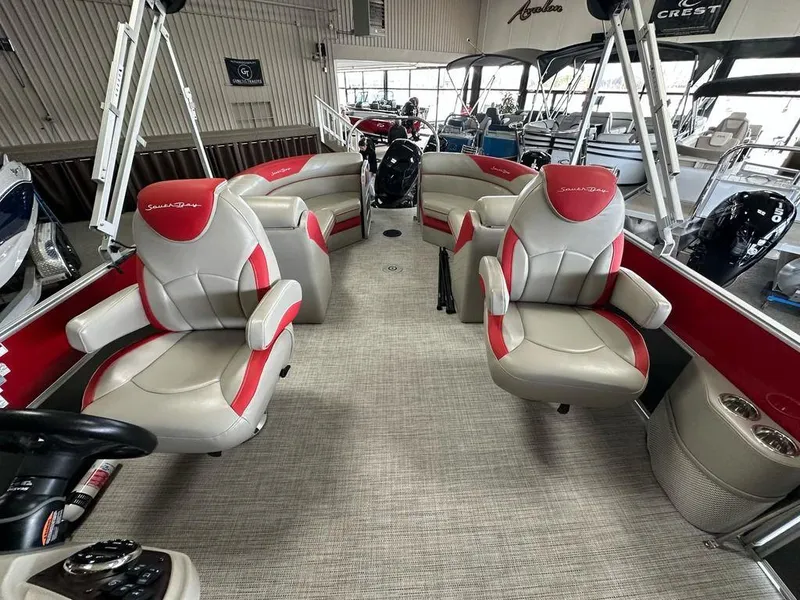 Slide: The Image of South Bay 222RS LE 2.75 2022 - 8