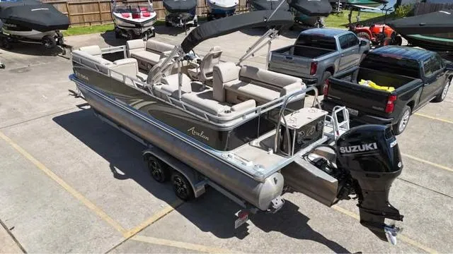 Slide: The Image of Avalon Venture Quad Lounger 22 FT 2022 - 8