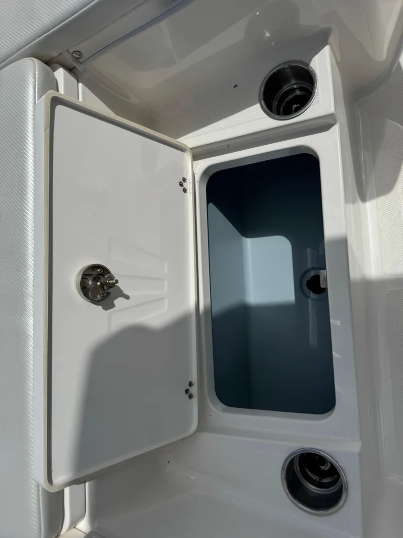 Slide: The Image of Wellcraft 241 2016 - 58