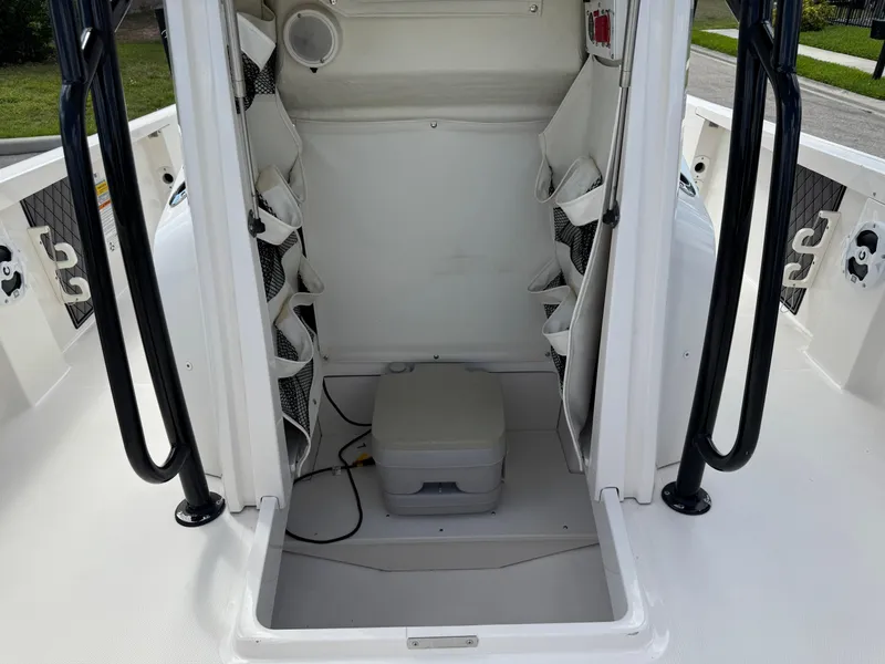 Slide: The Image of Wellcraft 241 2016 - 61