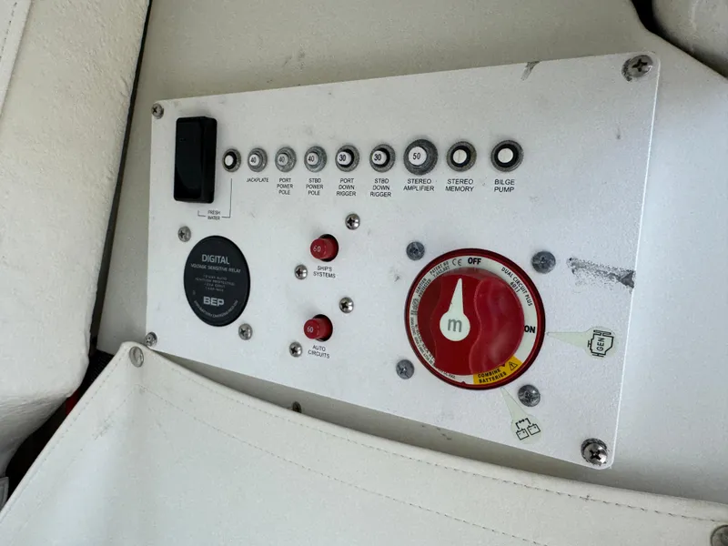 Slide: The Image of Wellcraft 241 2016 - 65