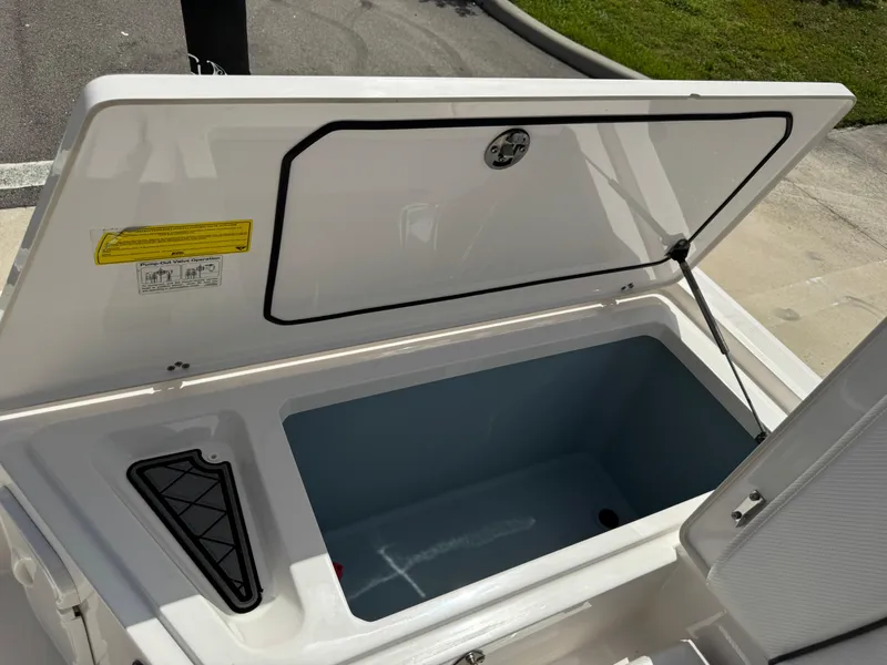 Slide: The Image of Wellcraft 241 2016 - 81