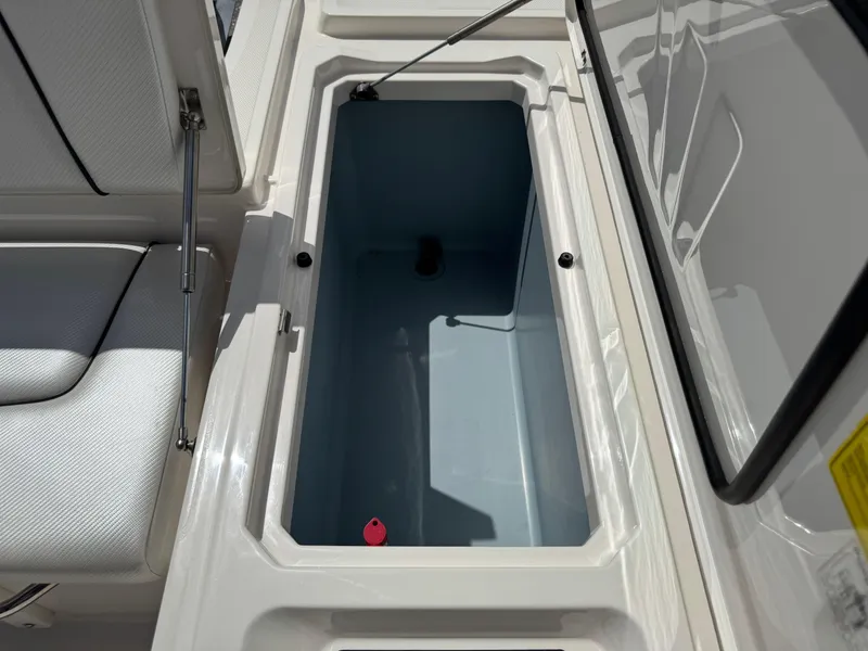 Slide: The Image of Wellcraft 241 2016 - 86