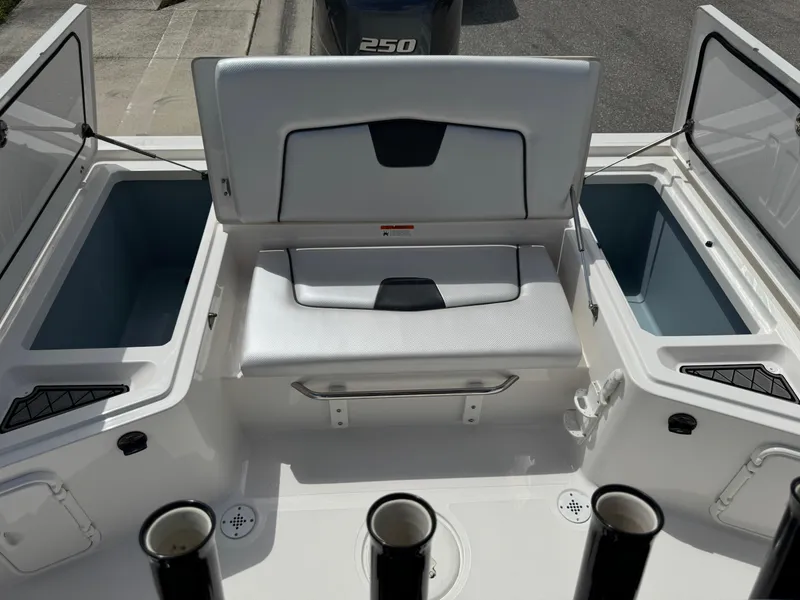 Slide: The Image of Wellcraft 241 2016 - 90