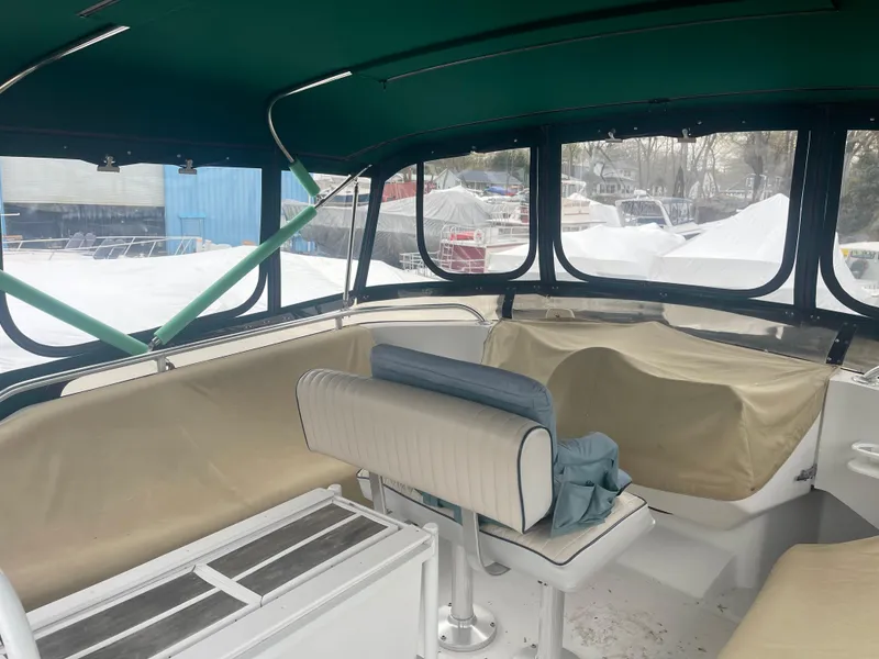 Slide: The Image of Mainship 390 Trawler 2000 - 2