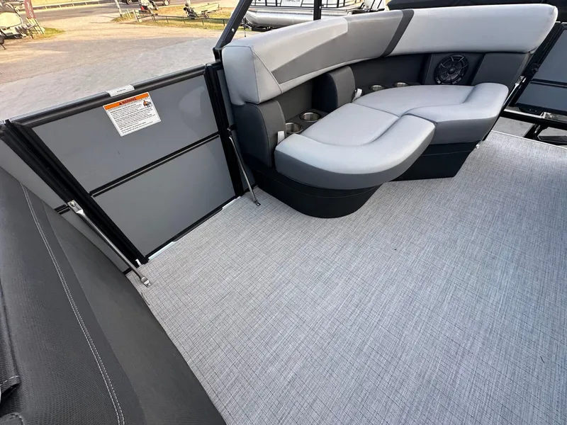 Slide: The Image of Trifecta 24 RFCC S3 2025 - 23