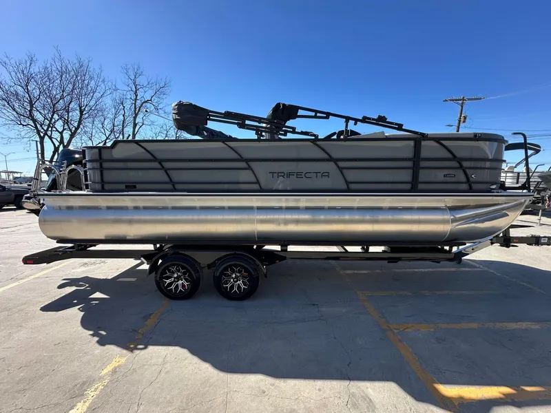 Slide: The Image of Trifecta 24 RFCC S3 2025 - 4