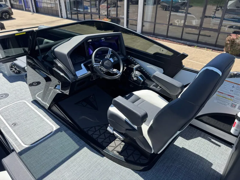 Slide: The Image of Trifecta 25 SPORT ULS9DC3PLU 2025 - 24