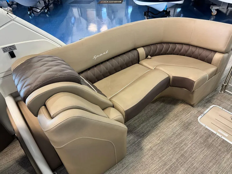 Slide: The Image of Bennington 25 QXFB 2025 - 15