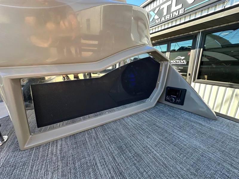 Slide: The Image of Bennington 25 QXFB 2025 - 42