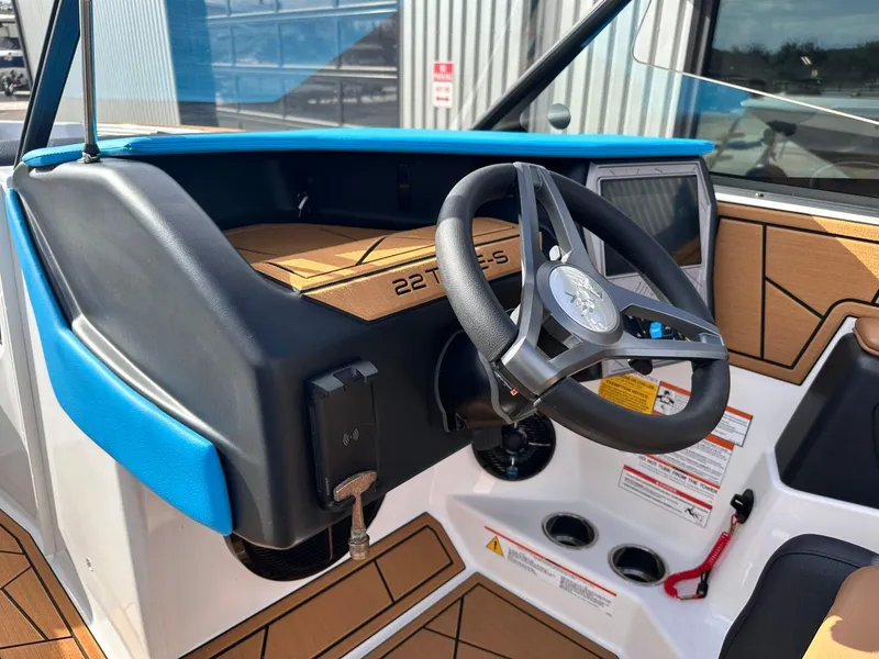 Slide: The Image of ATX 22 Type-S 2025 - 18