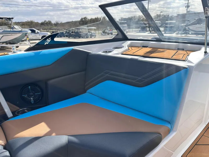 Slide: The Image of ATX 22 Type-S 2025 - 20