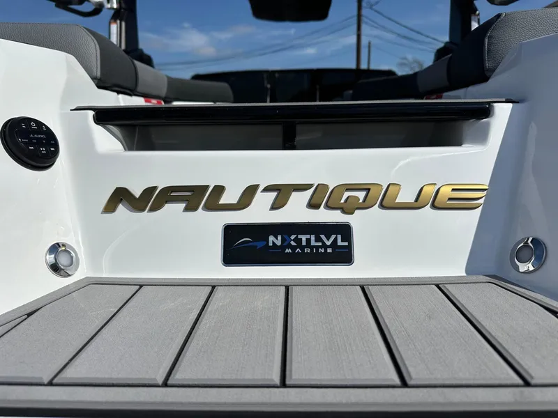 Slide: The Image of Nautique Super Air Nautique GS22 2025 - 31