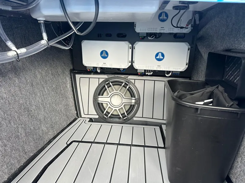 Slide: The Image of Nautique G25 2025 - 34