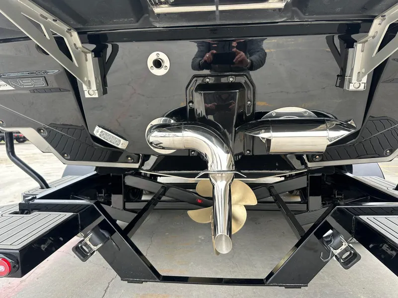 Slide: The Image of Nautique G25 2025 - 37