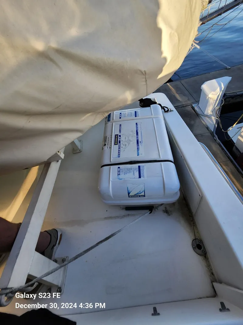 Slide: The Image of Control panel of a 1999 Navigator 4800 CLASSIC yacht with steering wheel and navigation instruments. - 36