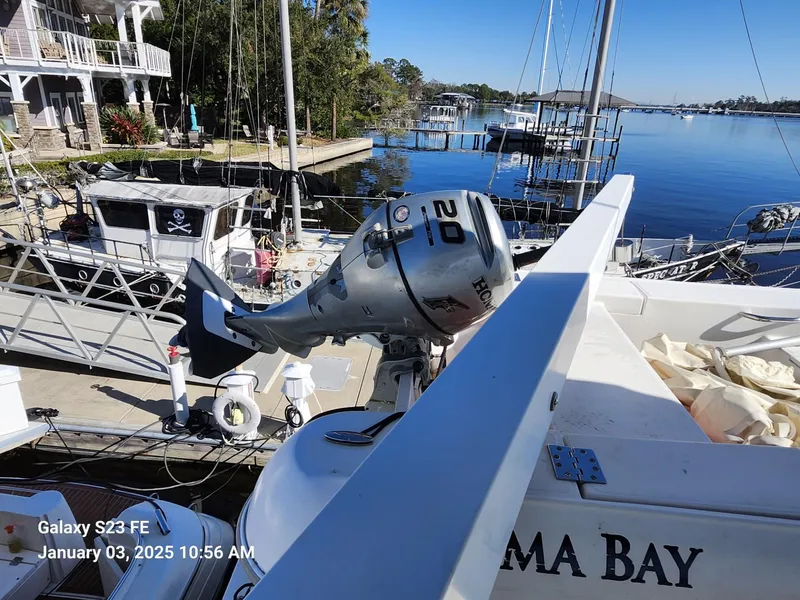 Slide: The Image of 1999 Navigator 4800 CLASSIC yacht deck with safety equipment, captured on December 30, 2024. - 38