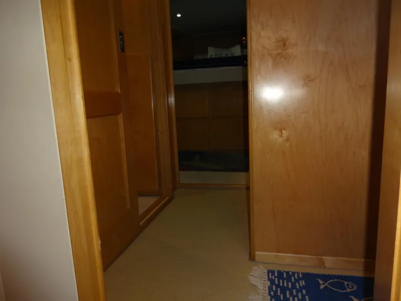 Slide: The Image of Navigator 53 Classic 1998 - 51