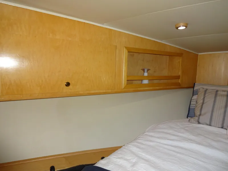 Slide: The Image of Navigator 53 Classic 1998 - 64