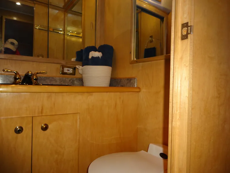 Slide: The Image of Navigator 53 Classic 1998 - 70