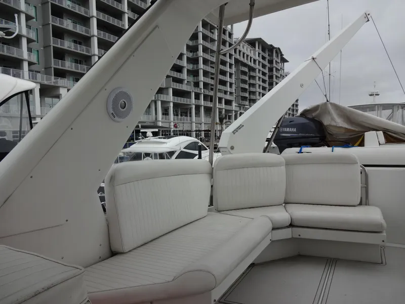 Slide: The Image of Navigator 53 Classic 1998 - 85