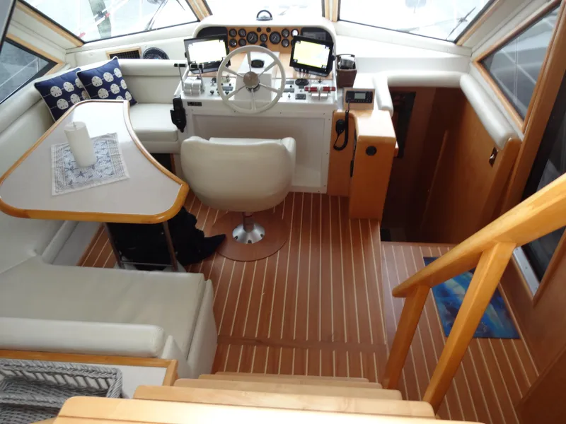 Slide: The Image of Navigator 53 Classic 1998 - 92