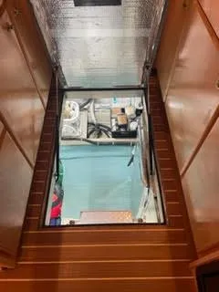 Slide: The Image of Navigator 53 Classic 1998 - 98