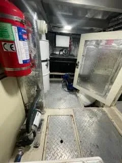 Slide: The Image of Navigator 53 Classic 1998 - 99