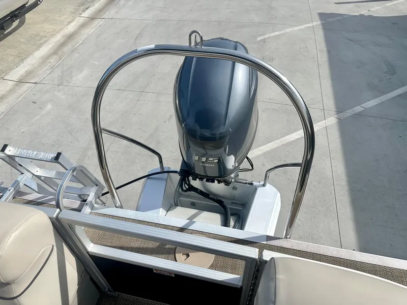 Slide: The Image of 2019 Bennington 22 SSX boat with Yamaha 115HP engine, rear view. - 16