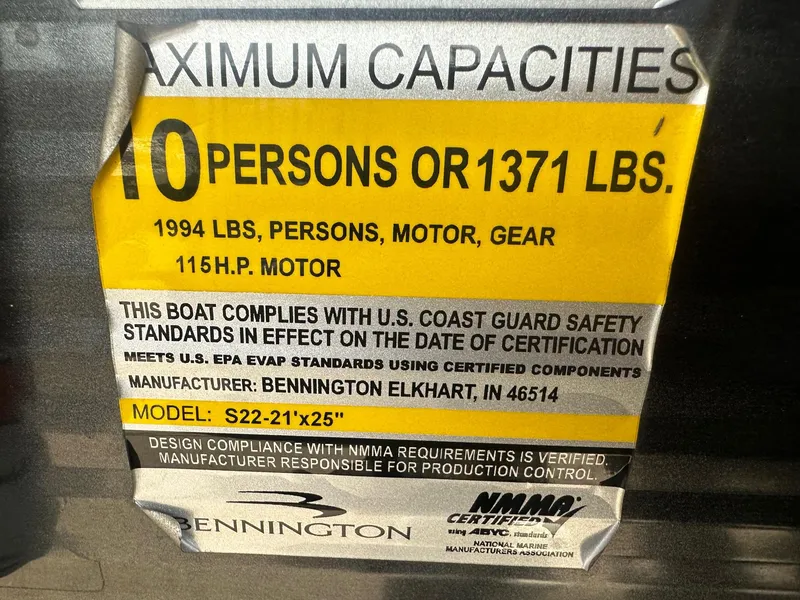 Slide: The Image of 2019 Bennington 22 SSX capacity label, 10 persons or 1371 lbs, 115HP motor compliance. - 8