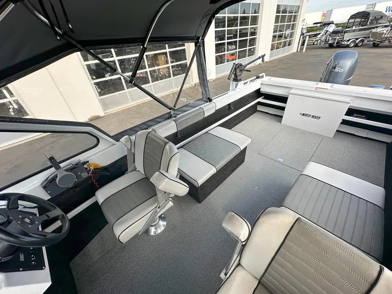 Slide: The Image of North River 21 Seahawk 2005 - 11