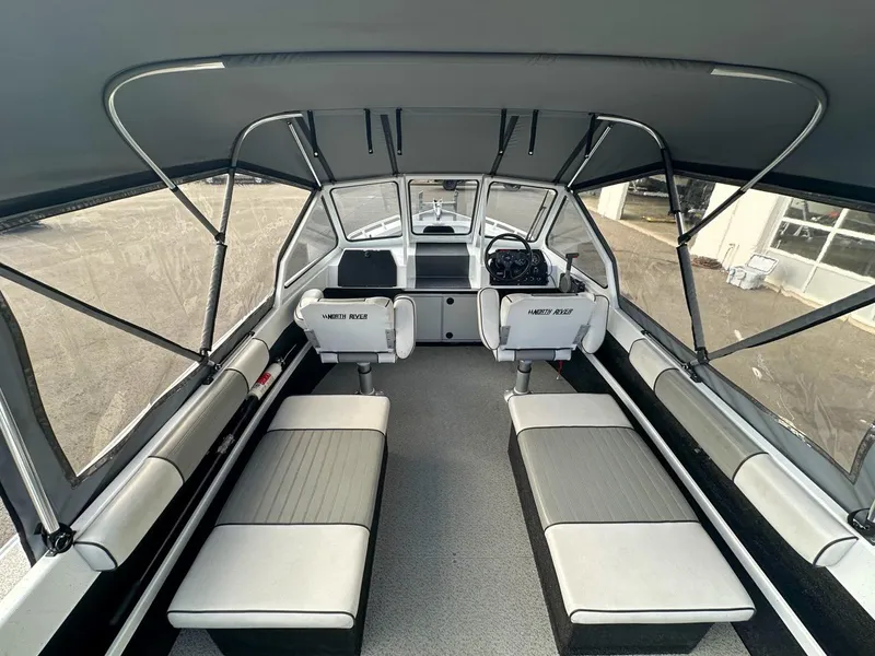 Slide: The Image of North River 21 Seahawk 2005 - 8